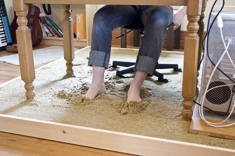 sandbox-desk-by-justin-kemp-3